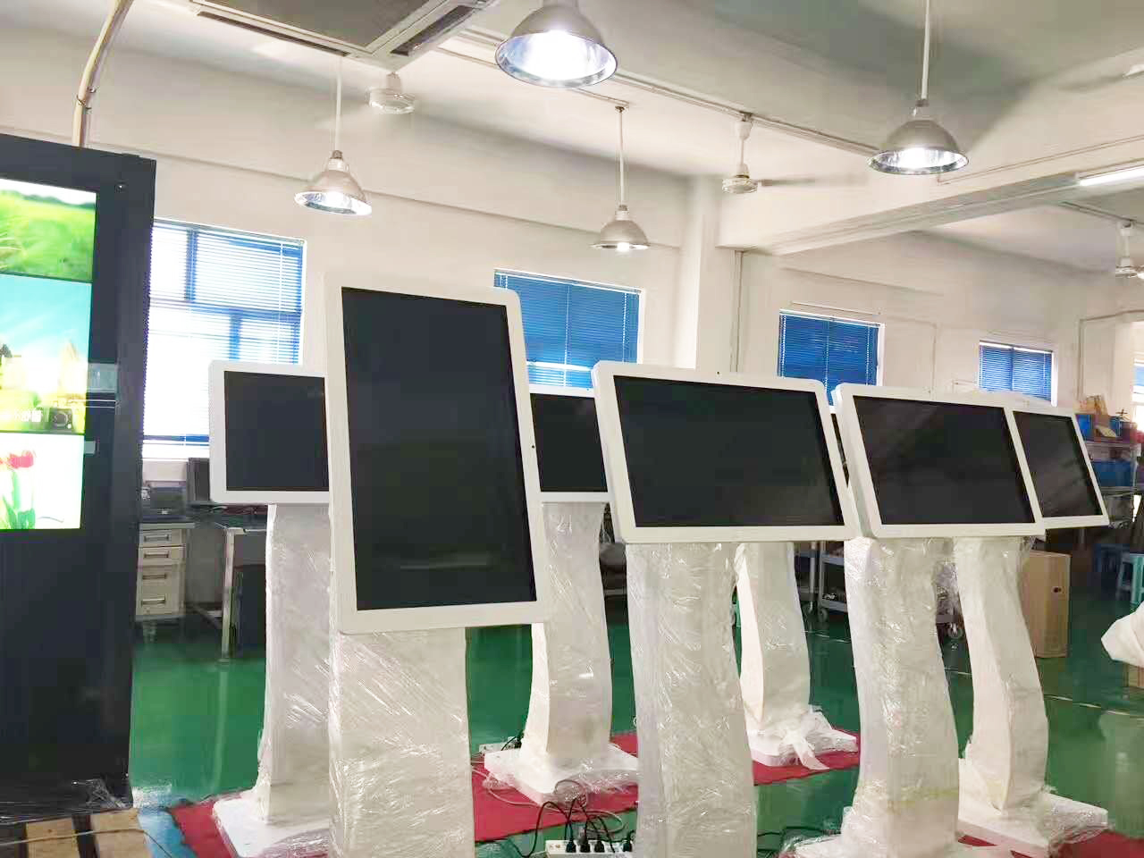 廣告機生產實拍 廣告機生產實拍