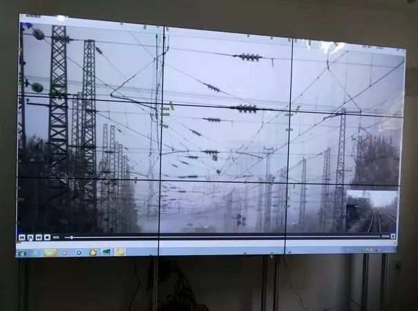 液晶拚接屏的安裝方式