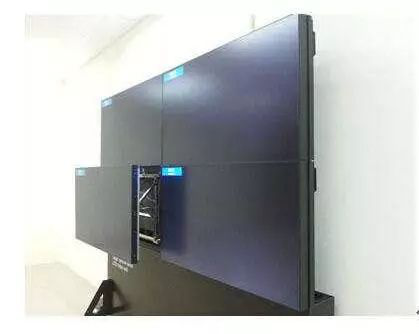 液晶拚接屏的安裝方式