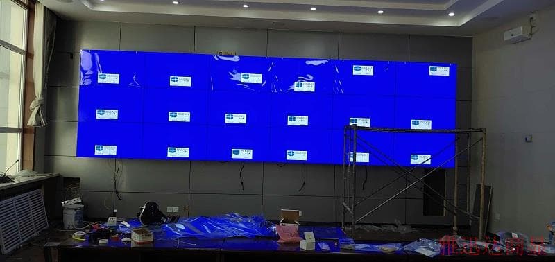 液晶拚接屏支架安裝效果圖 液晶拚接屏支架安裝效果圖