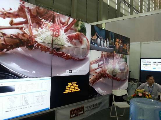 雅迅達55寸拚接實物展示